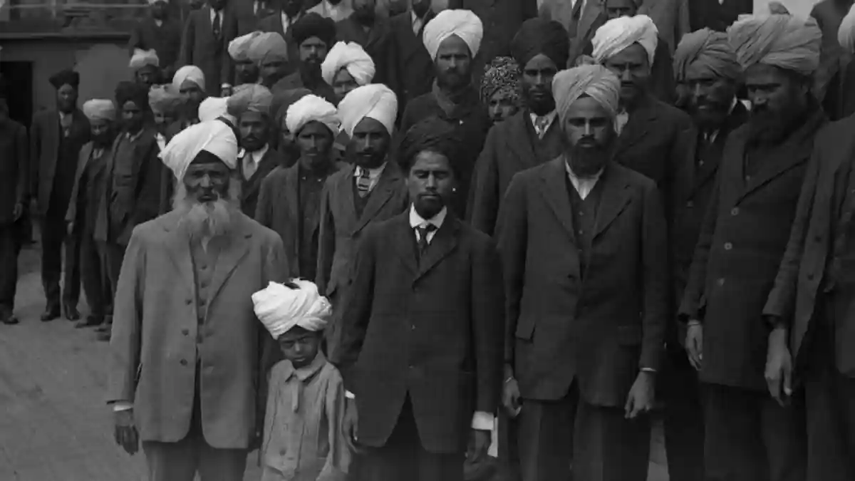Historic image of Sikh immigrants from Komagata Maru.