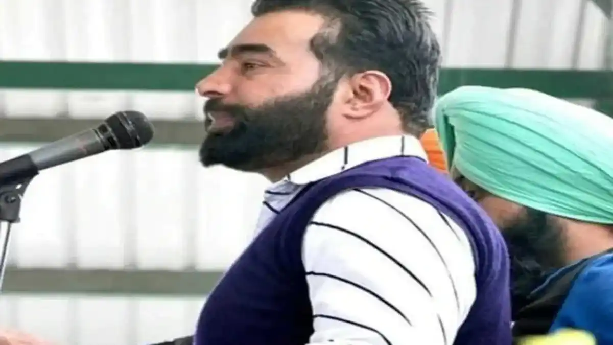 Lakha Sidhana giving energetic speech during Kisaan Andolan, ਜ਼ਮੀਨ-ਅਧਿਕਾਰ ਤੇ Punjab Youth ਦੀ ਆਵਾਜ਼।